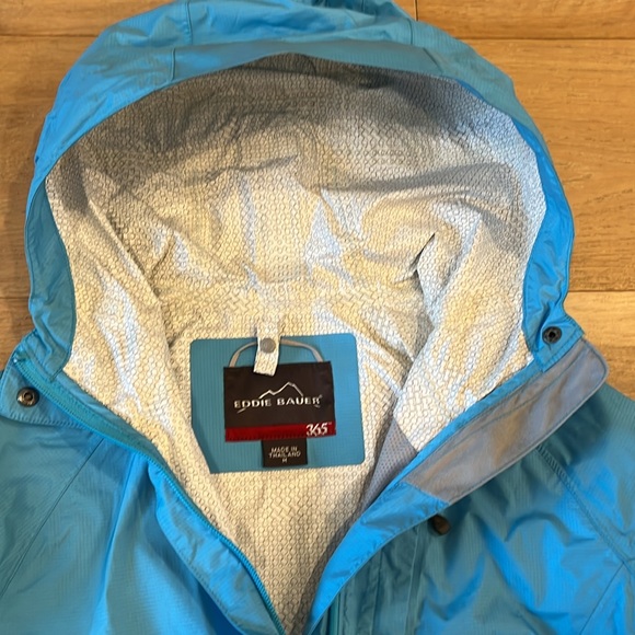 Eddie Bauer 365 Weather Edge Plus Medium Waterproof Breathable Technology - Picture 2 of 7
